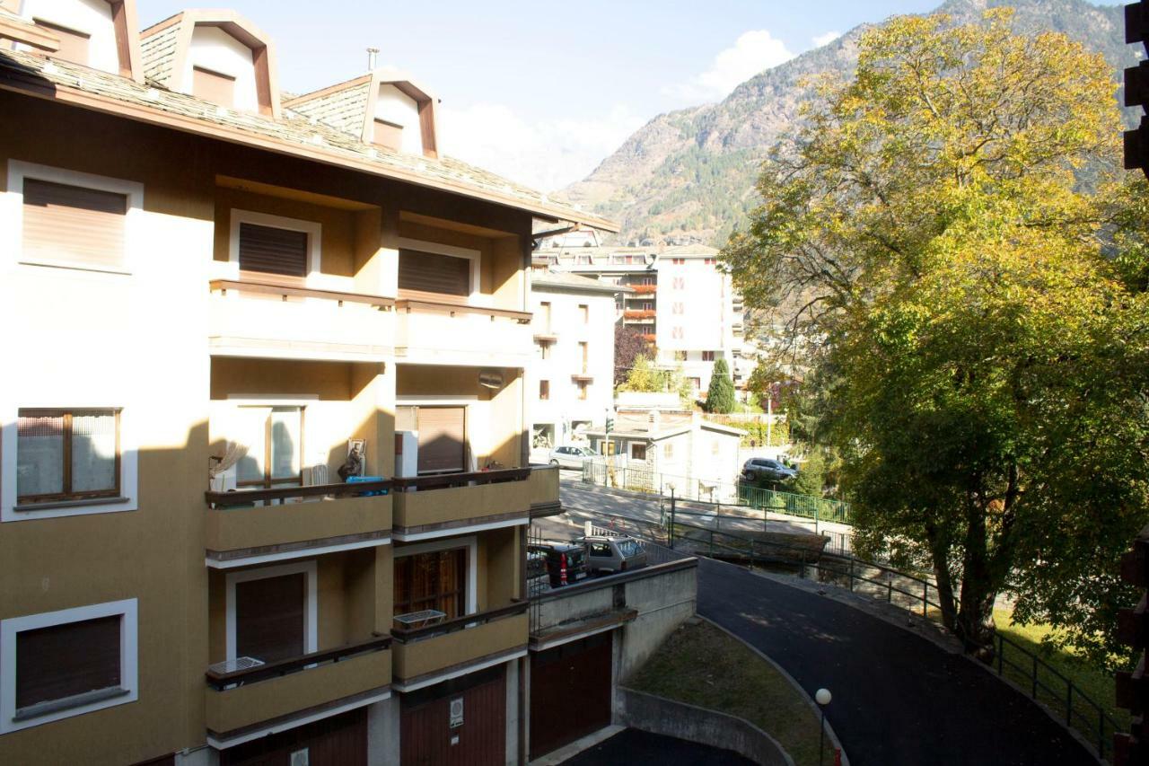 קייזה אין ולמלנקו Appartamento In Centro A Chiesa Valmalenco מראה חיצוני תמונה