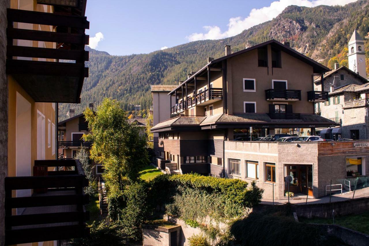 קייזה אין ולמלנקו Appartamento In Centro A Chiesa Valmalenco מראה חיצוני תמונה